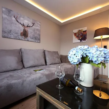 Annika Summer Card Included *