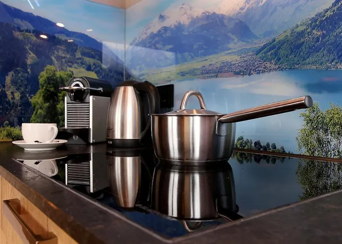 شقة Annika Summer Card Included