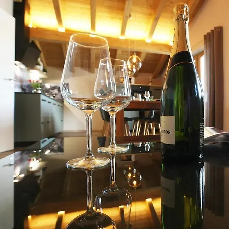 Annika Summer Card Included